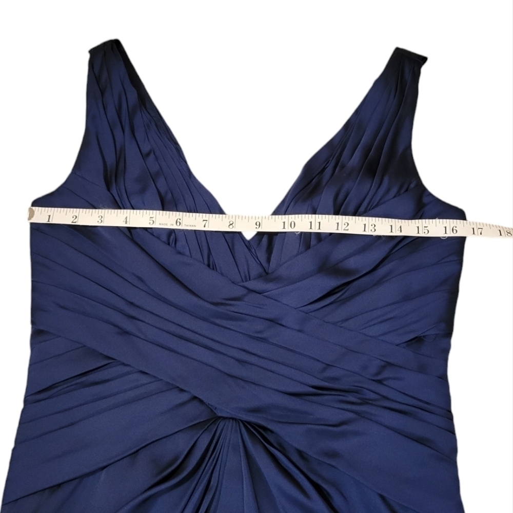 Monique Lhuillier Bridesmaid Floor Length Maxi Sleeveless Ruched Gathered Satin - Picture 8 of 12